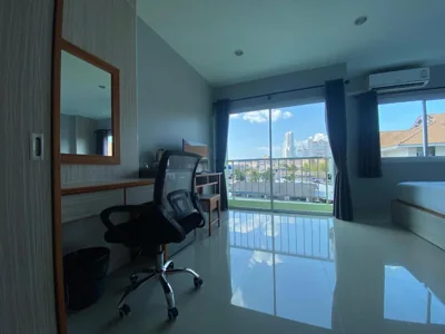 ZEN Hotel Patong Beach -ex- miami Production – Foto 12